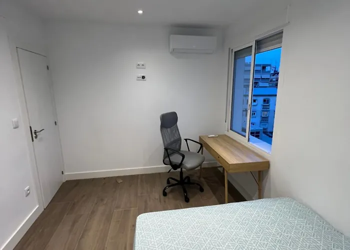 G-rooms *