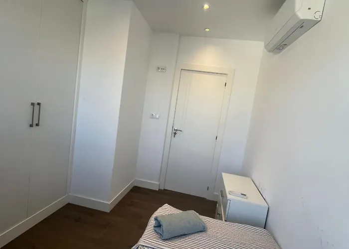 G-rooms *